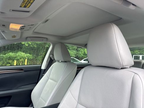 Used 2013 Lexus ES 350 w/ Luxury Pkg FWD image 20