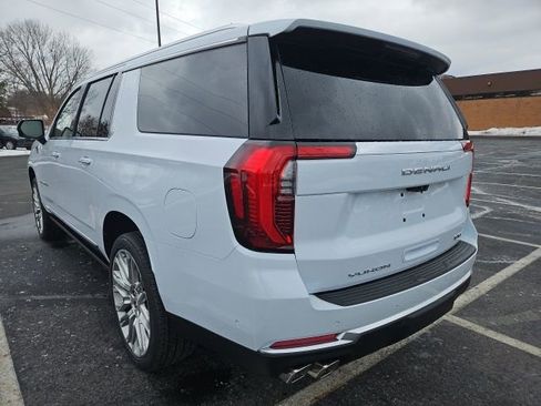 New 2026 GMC Yukon XL Denali w/ Denali Reserve Package image 3