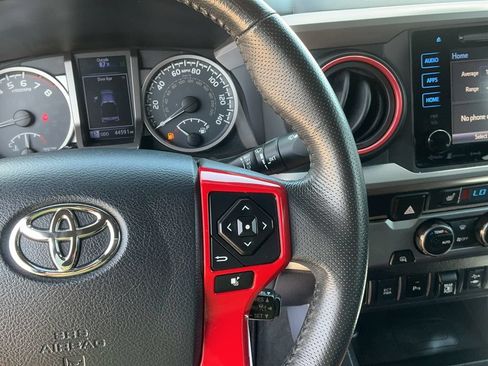 Used 2019 Toyota Tacoma Limited RWD image 22