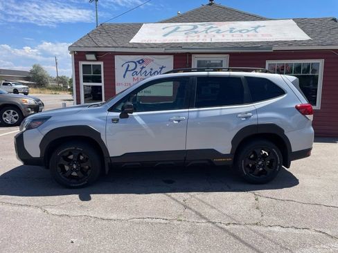 Used 2023 Subaru Forester Wilderness AWD/4WD image 2