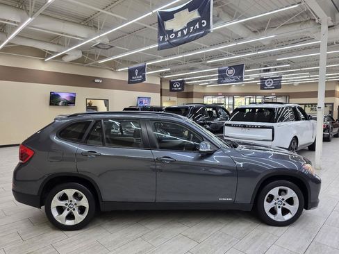 Used 2015 BMW X1 sDrive28i RWD image 5