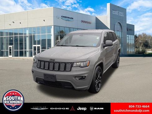 Used 2021 Jeep Grand Cherokee Laredo X RWD image 1