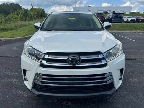 Used 2018 Toyota Highlander Limited Platinum AWD/4WD image 8
