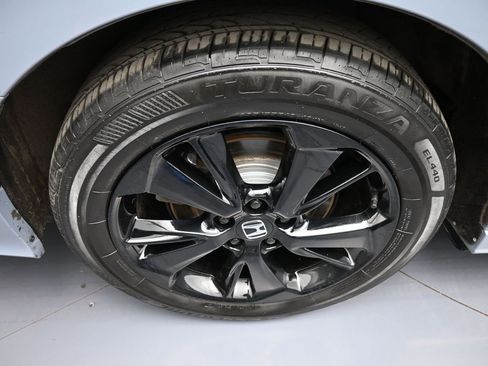 Used 2024 Honda Odyssey Sport image 12