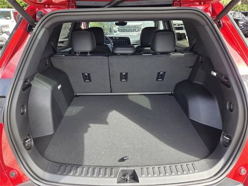 New 2026 Chevrolet Equinox LT w/ Convenience Package II image 21