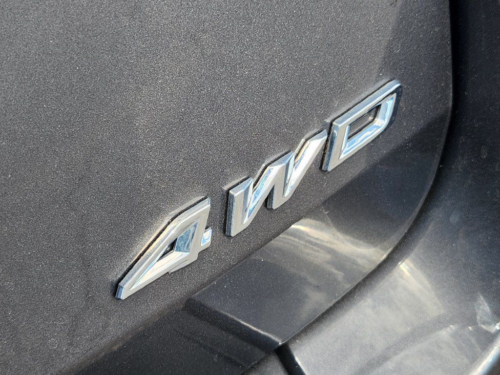 Used 2023 Ford Explorer XLT w/ Equipment Group 202A AWD/4WD image 12