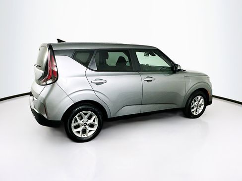 Used 2025 Kia Soul LX w/ LX Technology Package image 10