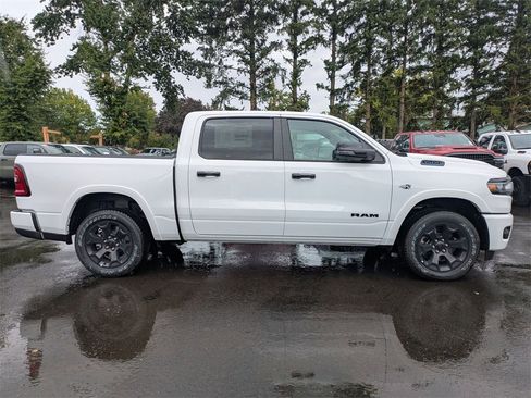 New 2026 RAM 1500 Big Horn image 8