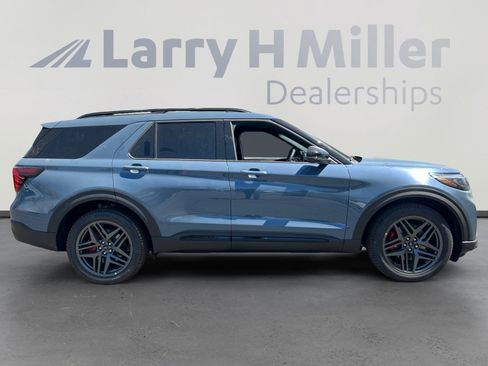 New 2026 Ford Explorer ST w/ Sun And Sound Package AWD/4WD image 6