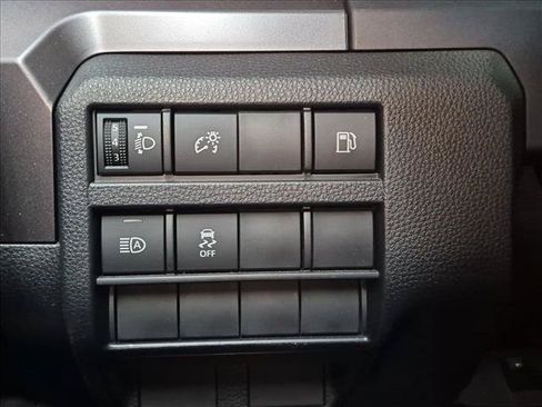 Used 2025 Toyota 4Runner SR5 RWD image 11