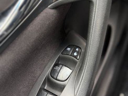Used 2013 Nissan Altima 2.5 S FWD image 18