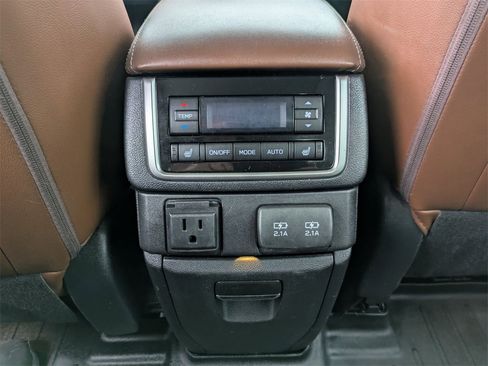 Used 2020 Subaru Ascent Touring image 33
