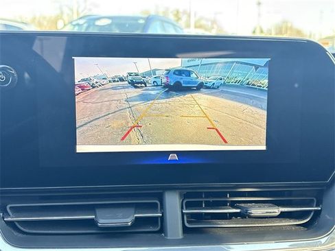 Certified 2024 Chevrolet Trax ACTIV w/ Sunroof Package image 14