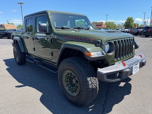 Used 2022 Jeep Gladiator Mojave w/ Cold Weather Group AWD/4WD image 1