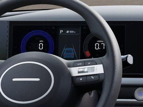 New 2026 Hyundai Tucson SE image 14