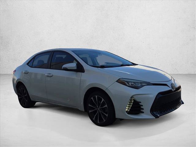 Used 2018 Toyota Corolla XSE FWD image 3