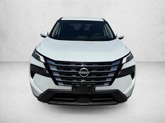 Used 2024 Nissan Rogue SV FWD video 2