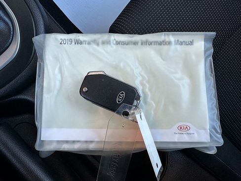 Used 2019 Kia Forte LXS image 7