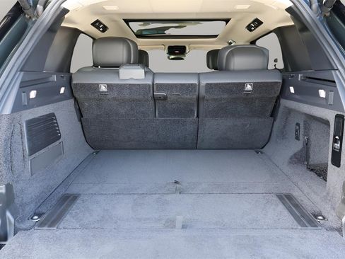 Used 2024 Land Rover Range Rover Long Wheelbase Autobiography image 26
