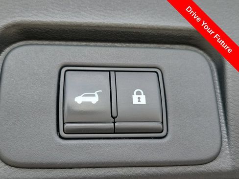 Used 2021 Nissan Rogue SV w/ Premium Package FWD image 23