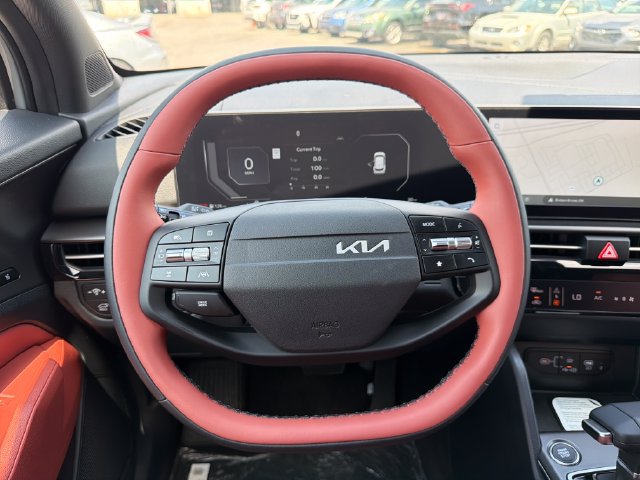 New 2027 Kia Sportage SX FWD image 10