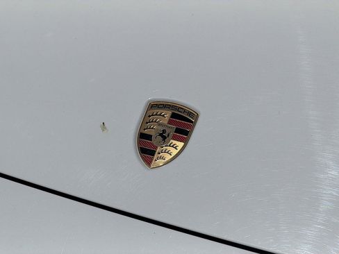 Used 2024 Porsche Panamera image 31