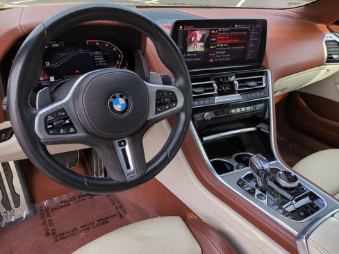 Used 2023 BMW M850i xDrive Convertible image 29