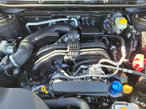 New 2025 Subaru Outback Limited image 12