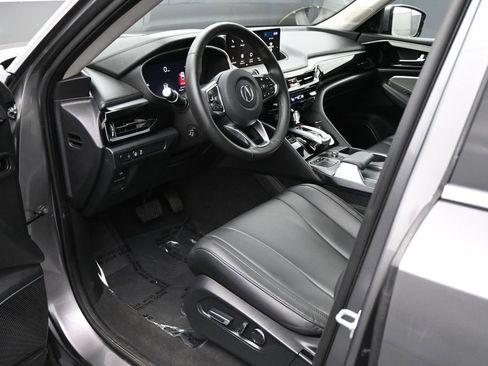 Used 2023 Acura MDX SH-AWD image 2