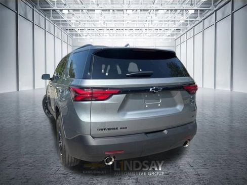 Used 2023 Chevrolet Traverse LT w/ Midnight/Sport Edition image 22