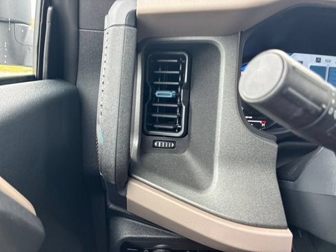 Used 2024 Ford Bronco Wildtrak AWD/4WD image 27
