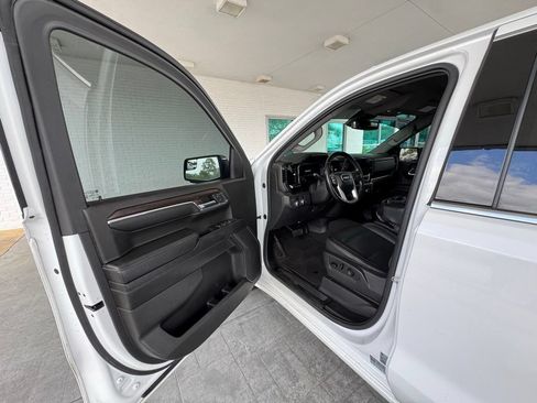 Used 2024 GMC Sierra 1500 SLT RWD image 11