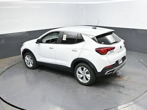Used 2025 Buick Encore GX Preferred AWD/4WD image 42