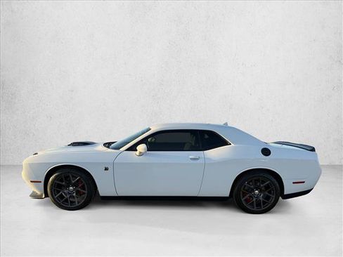 Used 2019 Dodge Challenger R/T Scat Pack w/ Shaker Package image 9