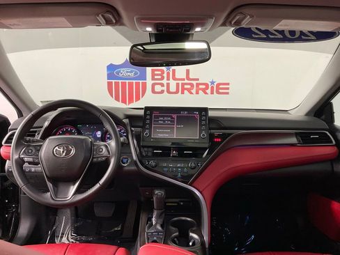 Used 2022 Toyota Camry XSE FWD image 16