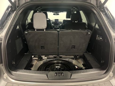 Used 2021 Ford Explorer ST w/ Equipment Group 401A image 28