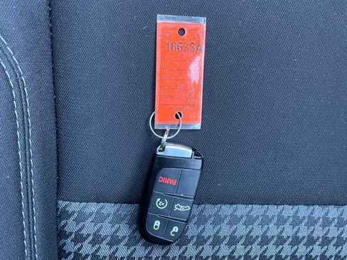 Used 2020 Dodge Charger SXT w/ Driver Convenience Group image 16