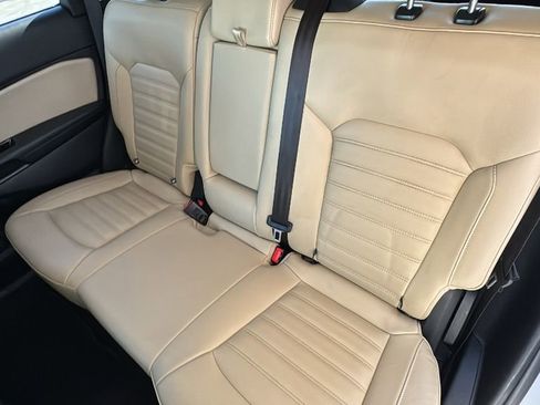 Certified 2019 Ford Edge SEL w/ Equipment Group 201A FWD image 23