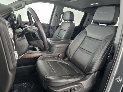 Used 2021 GMC Sierra 1500 Denali w/ Denali Ultimate Package AWD/4WD image 21