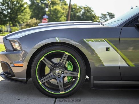 Used 2014 Ford Mustang GT Premium w/ GT Track Package RWD image 4