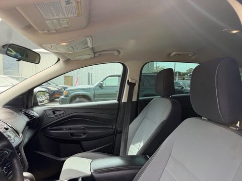 Used 2018 Ford Escape S image 14