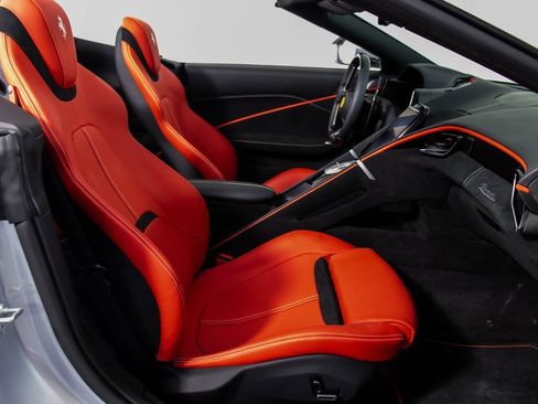 Certified 2025 Ferrari Roma Spider image 53
