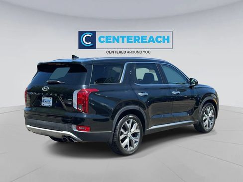 Used 2022 Hyundai Palisade SEL w/ Premium Package AWD/4WD image 4