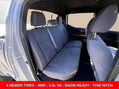 Used 2019 Toyota Tacoma TRD Sport image 24