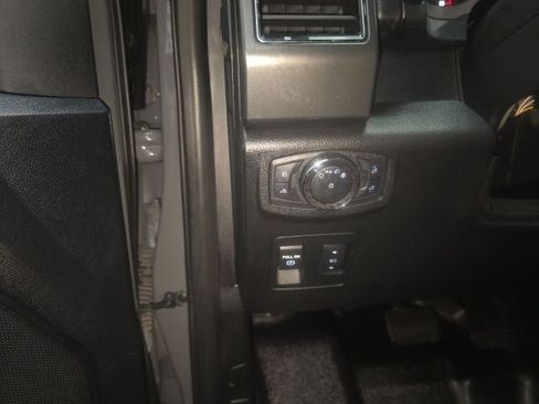 Used 2018 Ford F150 XLT w/ Equipment Group 302A Luxury AWD/4WD image 21