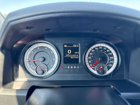 Used 2016 RAM 2500 SLT AWD/4WD image 19