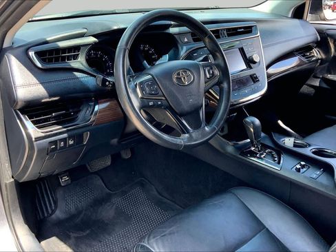 Used 2015 Toyota Avalon XLE Touring FWD image 18