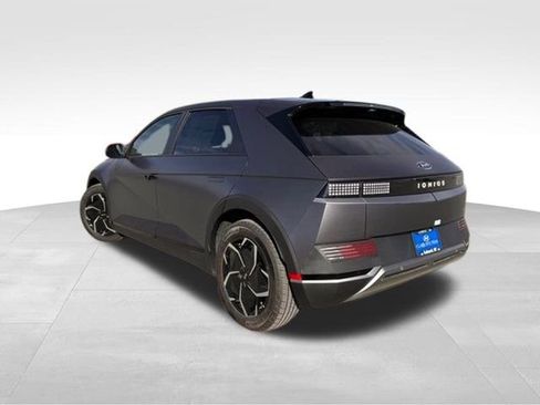 New 2024 Hyundai Ioniq 5 SEL image 10