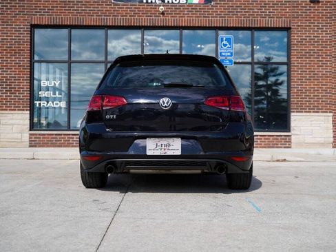 Used 2015 Volkswagen GTI S FWD image 4