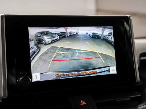 Certified 2024 Toyota RAV4 XLE FWD image 26